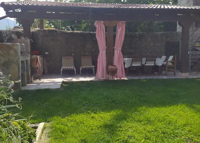 בית נופש La Antigua Escuela Bajo La Tesla Incinillas